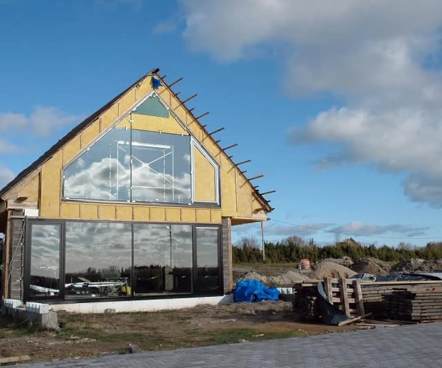 Ile kosztuje budowa domu 80m2? Ujawnienie rzeczywistych wydatków i pułapek Ile kosztuje budowa domu 80m2? Ujawnienie rzeczywistych wydatków i pułapek