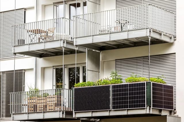 Czy balkon jest częścią elewacji? Prawne aspekty i rola w architekturze Czy balkon jest częścią elewacji? Prawne aspekty i rola w architekturze