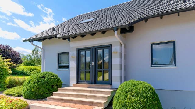 Ile kosztuje budowa domu 130 m²? Zaskakujące dane o wydatkach! Ile kosztuje budowa domu 130 m²? Zaskakujące dane o wydatkach!